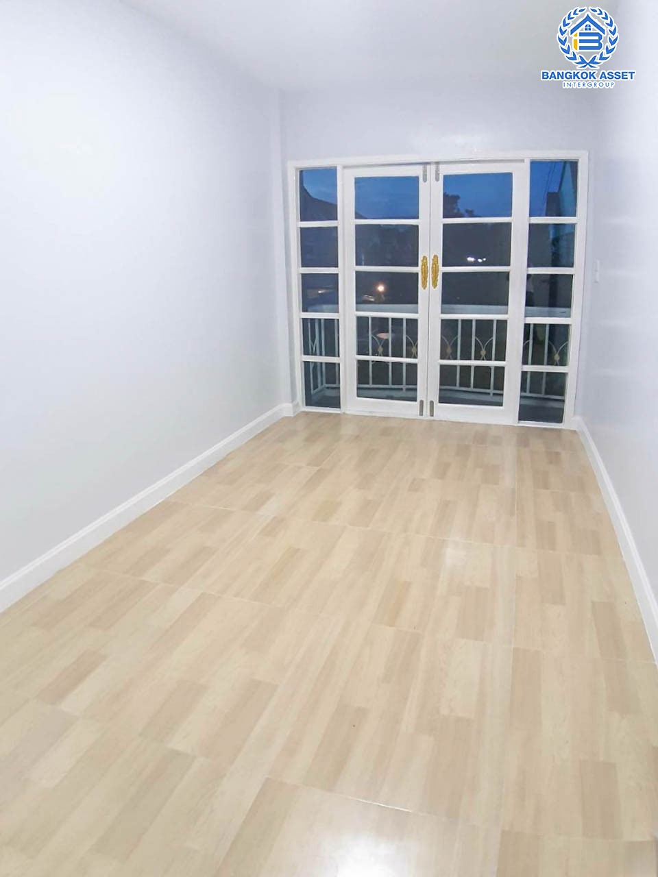 *****ทาวน์เฮ้าส์มือสองย่านนนทบุรี ม.ศุภากร บางกรวย-ไทรน้อย เนื้อที่ 18 ตร.ว. ฟังก์ชัน 3 ห้องนอน 2 ห้องน้ำ 1 ที่จอดรถ รีโนเวทใหม่ พร้อมเข้าอยู่ บนทำเลเชื่อมต่อถ.บางกรวย-ไทรน้อย, ถ.กาญจนาภิเษก, ถ.ชัยพฤกษ์ ในราคาคุ้มสุดในย่าน!